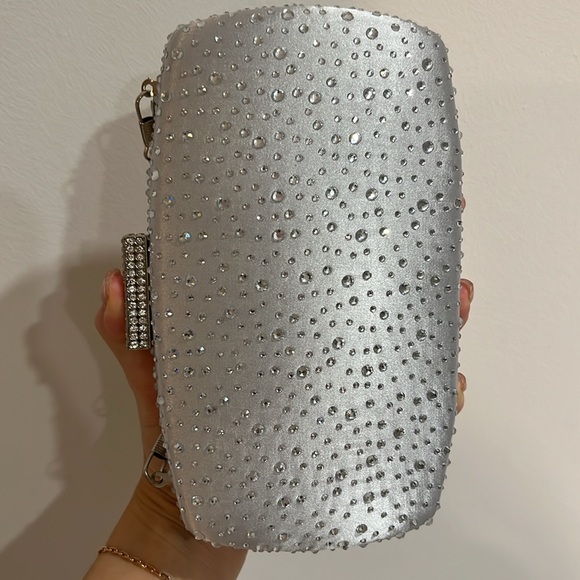 Brand new rhinestone clutch comes with long strap dinner clutch bling - Picture 2 of 4